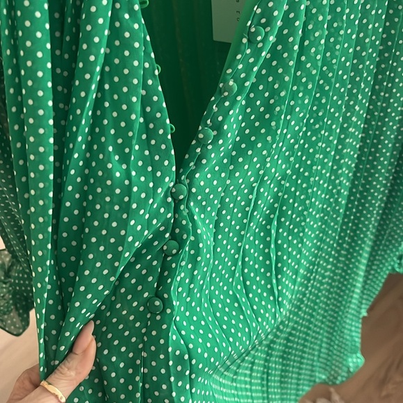 NWT Endless Rose size small Kelly green romper - Picture 4 of 5